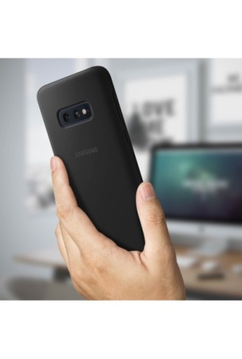 Cover originale Samsung in Silicone con finitura Soft Touch - Nero per Samsung Galaxy S10e