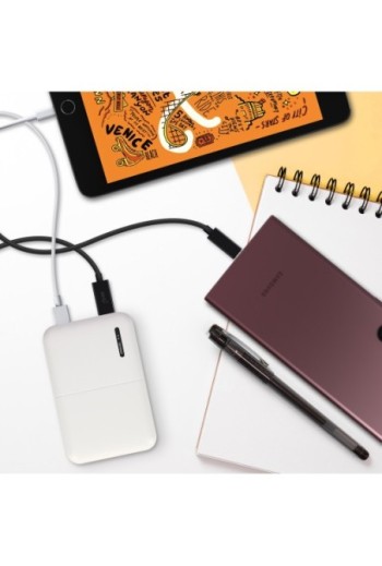 Batteria esterna da 10000 mAh con 2x USB ricarica rapida compatto Akashi - bianco