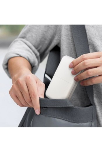 Batteria esterna da 10000 mAh con 2x USB ricarica rapida compatto Akashi - bianco