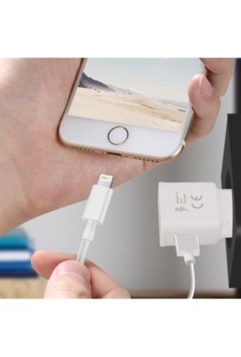 Caricabatteria Fast Charge 1 5 A con Cavo Lightning - Bianco