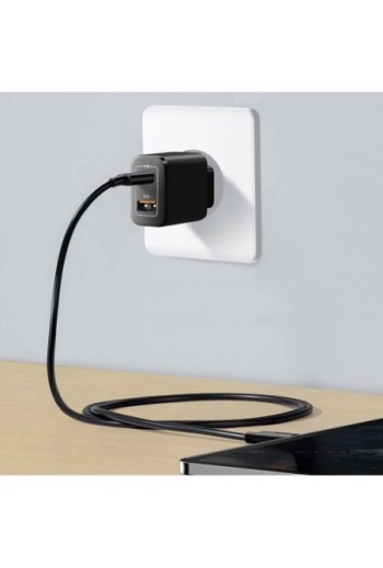 Caricabatterie da Muro USB-A QC3.0 e USB-C Power Delivery Carica Rapida 20W Akashi - Nero