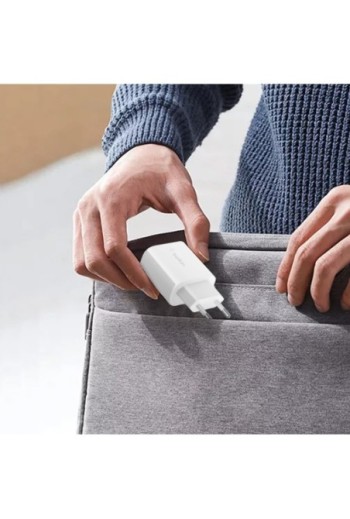 Caricabatterie USB-C Power Delivery 3.0 25W PPS con cavo USB-C Belkin - bianco