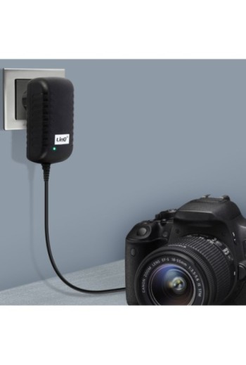 Caricabatterie da parete universale da 36 W con 8 punte fino a 12 V - Nero