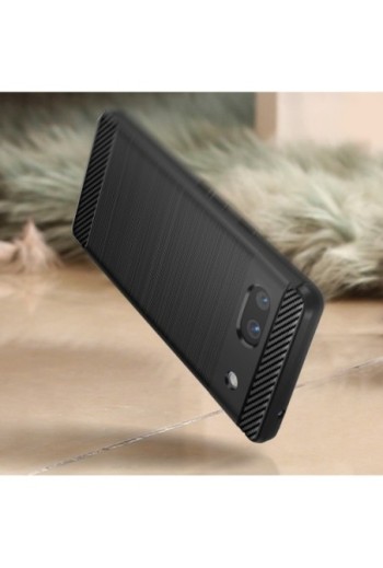 Cover flessibile per Google Pixel 7a design effetto carbonio e alluminio spazzolato - nera